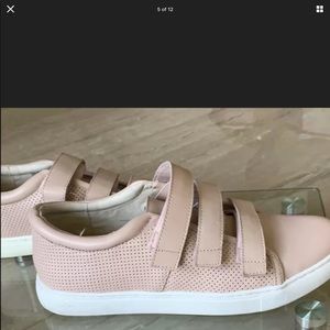 Kenneth Cole Pink Velcro Sneakers Size 8 (Women’s)